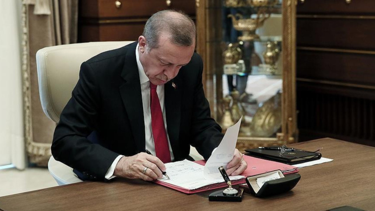 Erdoğan imza