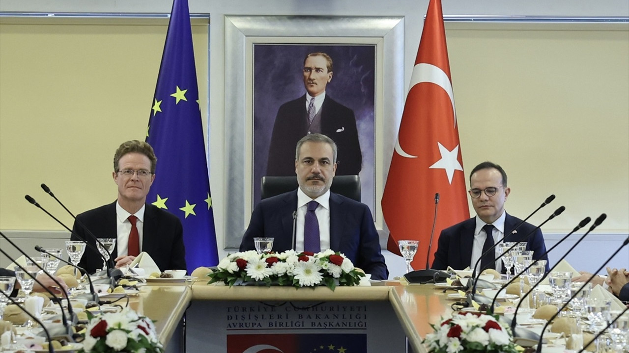 hakan-fidandan-abye-mesaj-onceligimiz-gumruk-birliginin-yenilenmesi-ve-vize-serbestisi-cqug