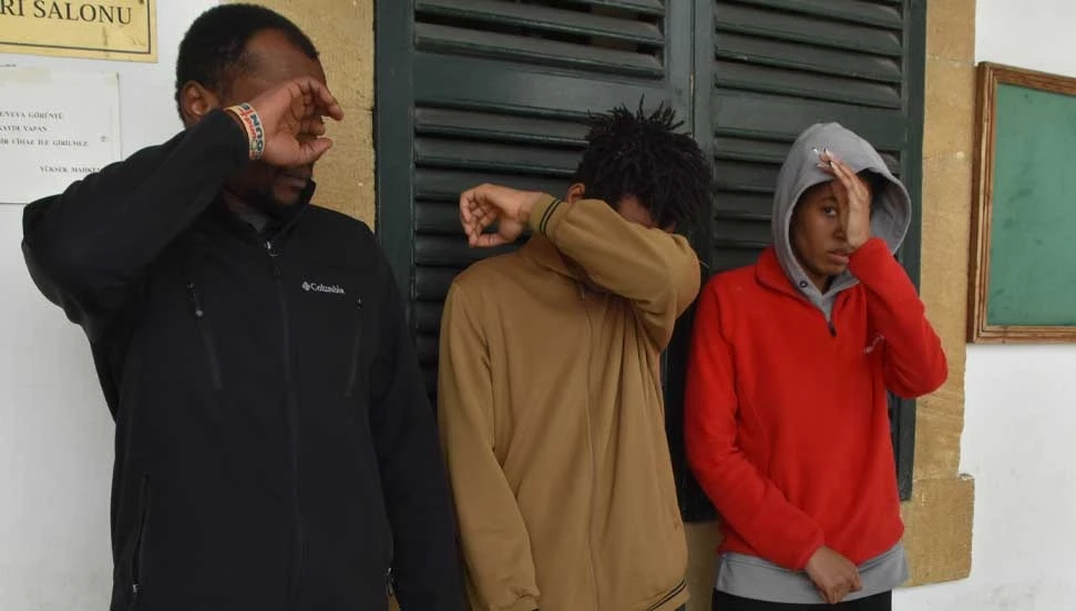 Adoni Nkuwoc, Tepmle Emenuel ve Frank Odabi