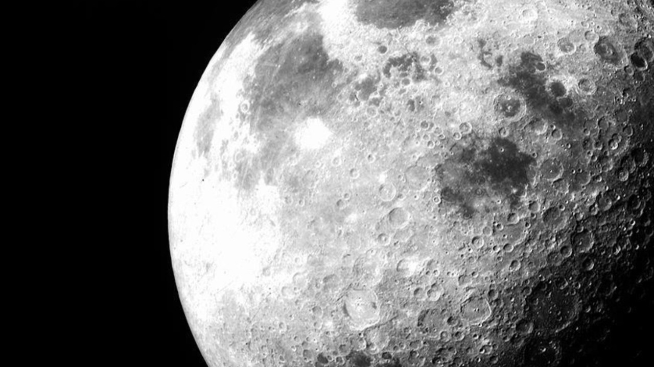 ayda-astronotlarin-kullanabilecegi-magara-kesfedildi-vh0u