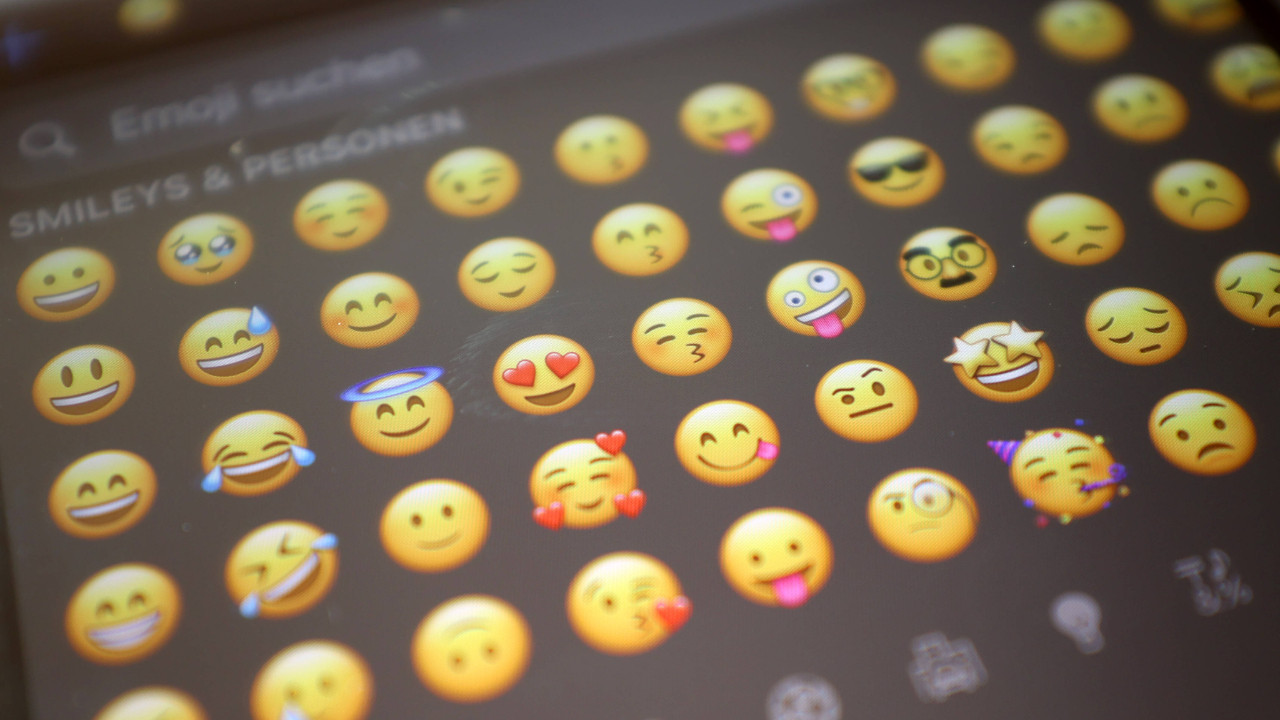 EMOJI.jpg