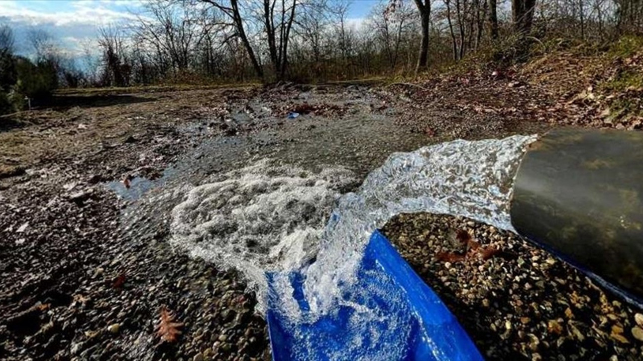 icme-suyunda-uranyum-tespit-edilmisti-yunanistanda-3-yerlesim-biriminde-ohal-karari-ih7e