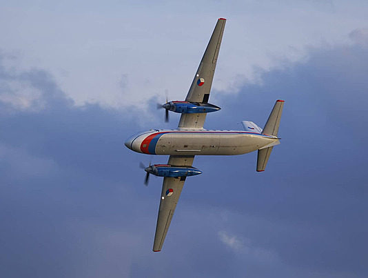 An-24-tipi-yolcu-ucagi.jpg
