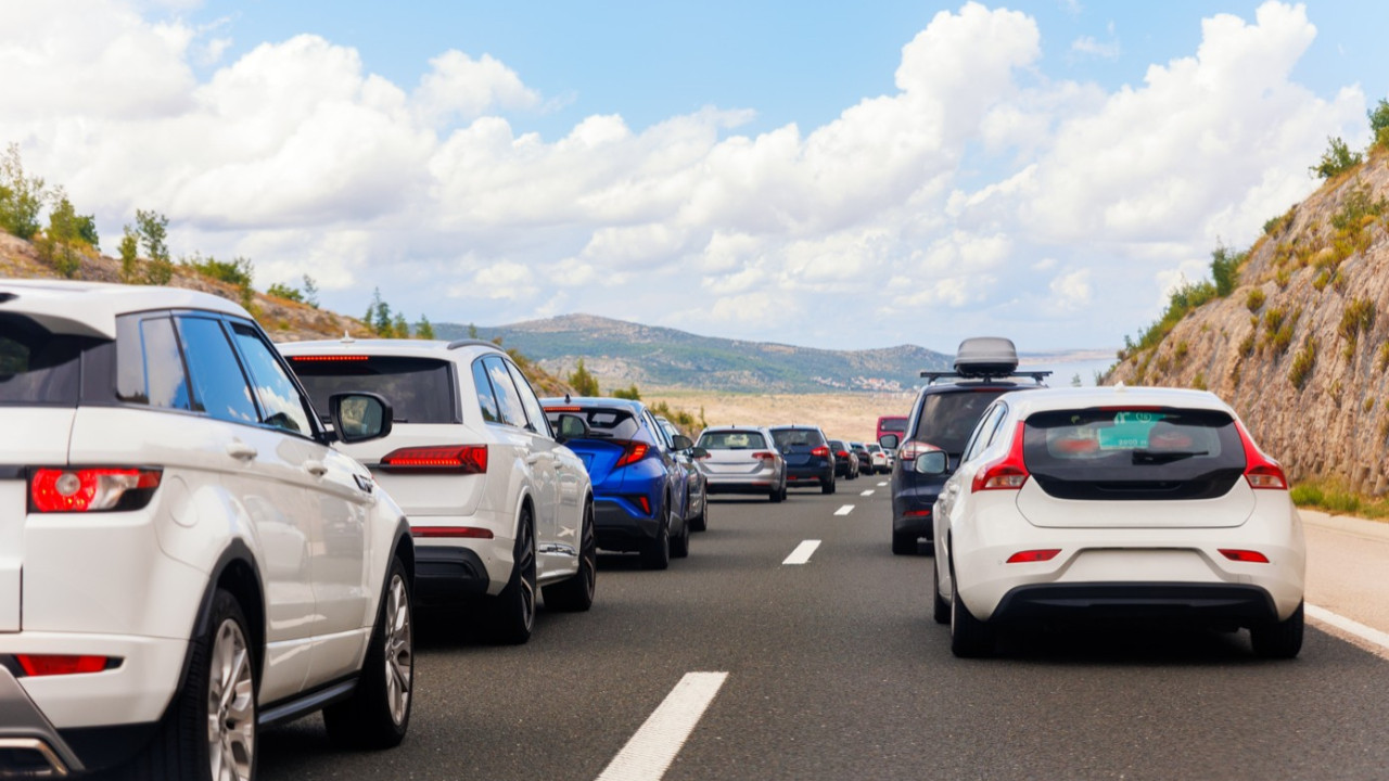 batili-otomotiv-devleri-cinle-mucadele-ediyor-avrupa-halki-otomobillerini-terk-ediyor-8oa9