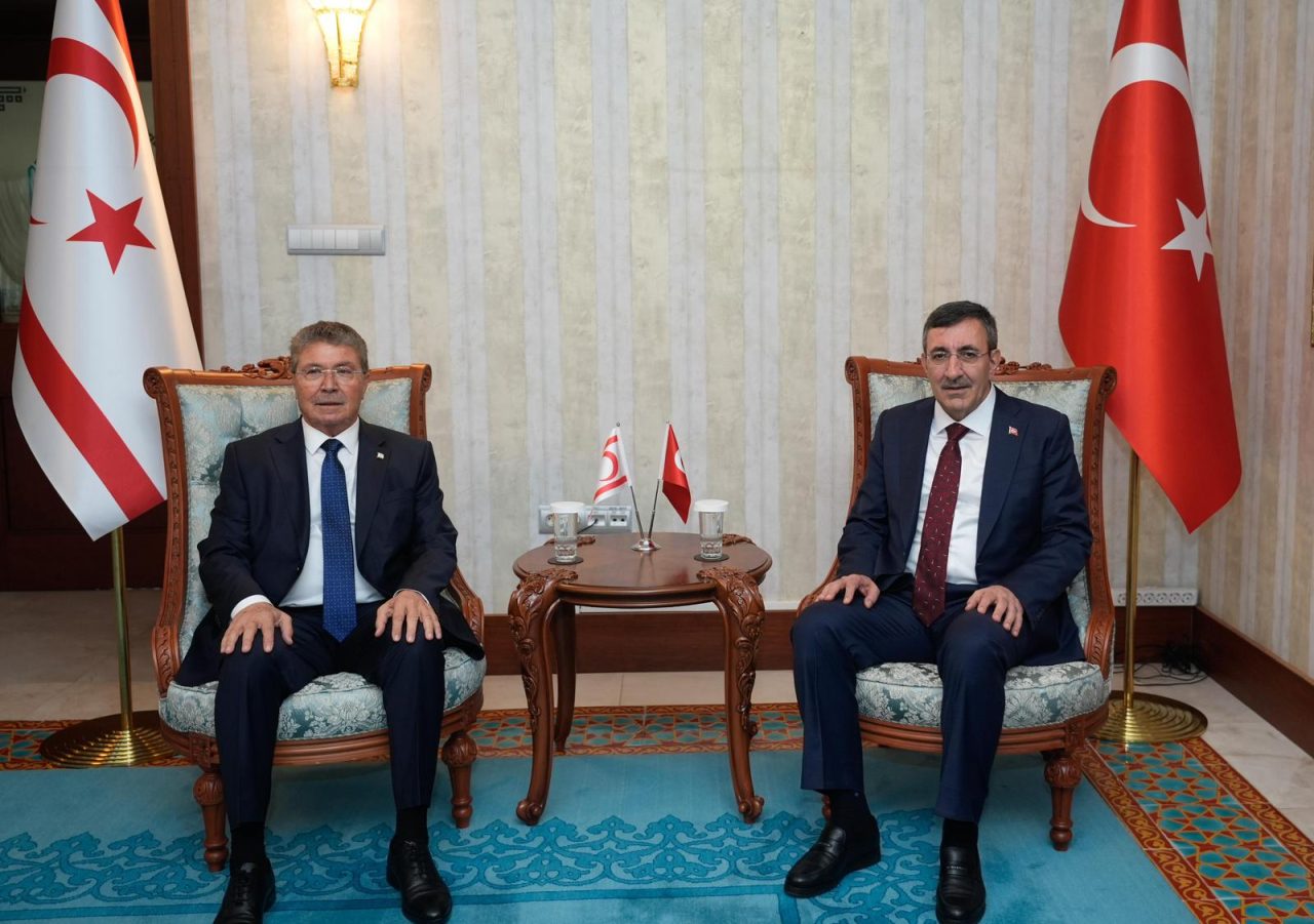 24f7802a-3def-48d4-bbb1-5514d9e61a3d