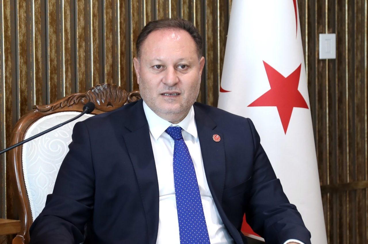 Cumhuriyet Meclisi Başkanı Ziya Öztürkler