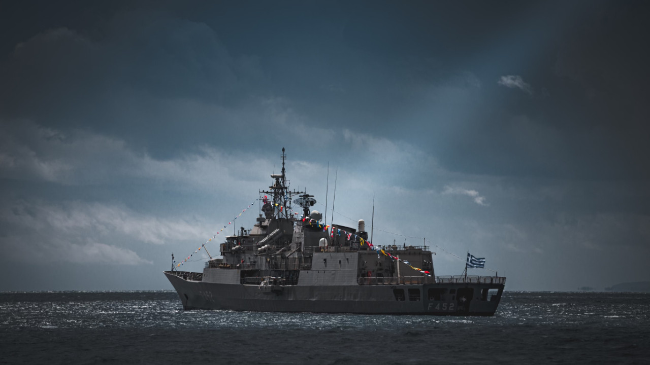 kathimerini-yazdi-yunanistanin-uzerinde-durdugu-iki-ege-senaryosu-qjsl