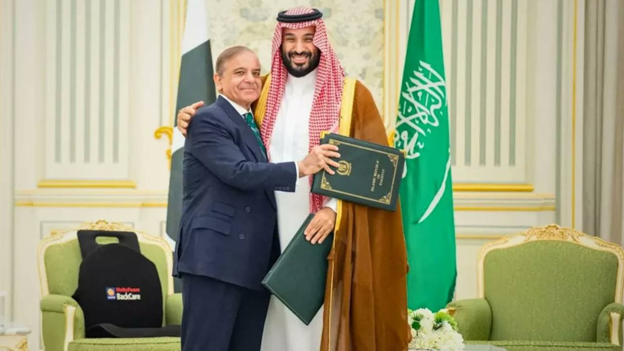 suudi-arabistana-nakit-karsiligi-savas-taahhudu-pakistanda-meclisin-bile-haberinin-olmadigi-anlasma-sizdi-ktbg